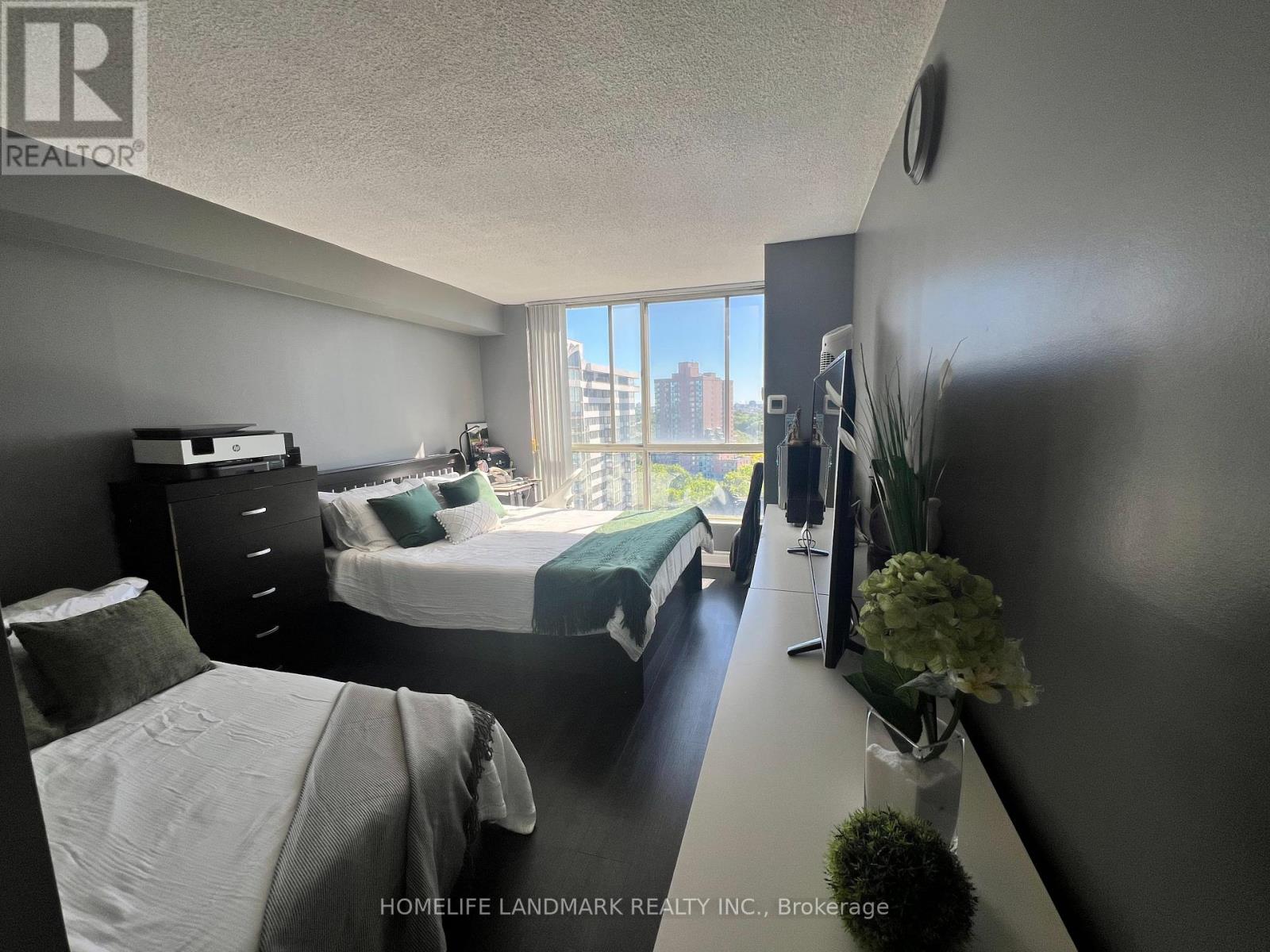 #1203 2901 KIPLING AVENUE - 25