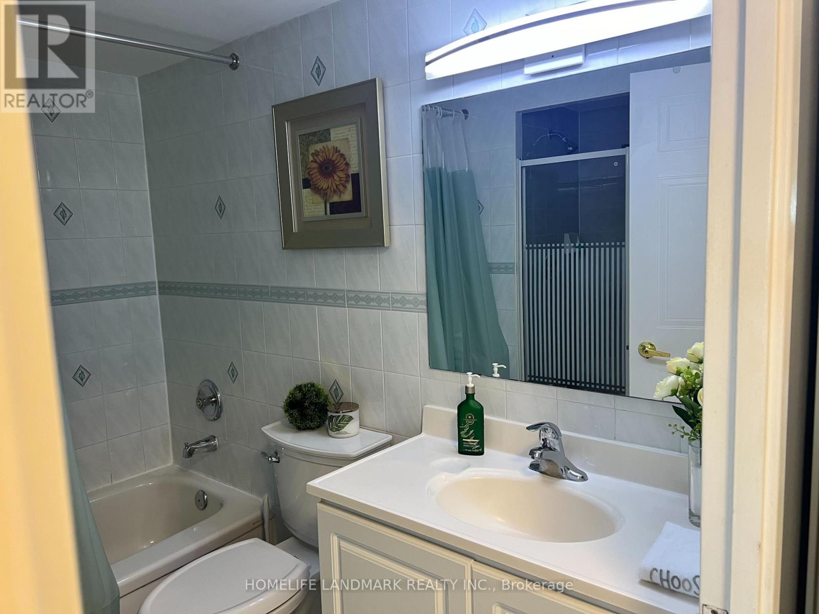 #1203 2901 KIPLING AVENUE - 29