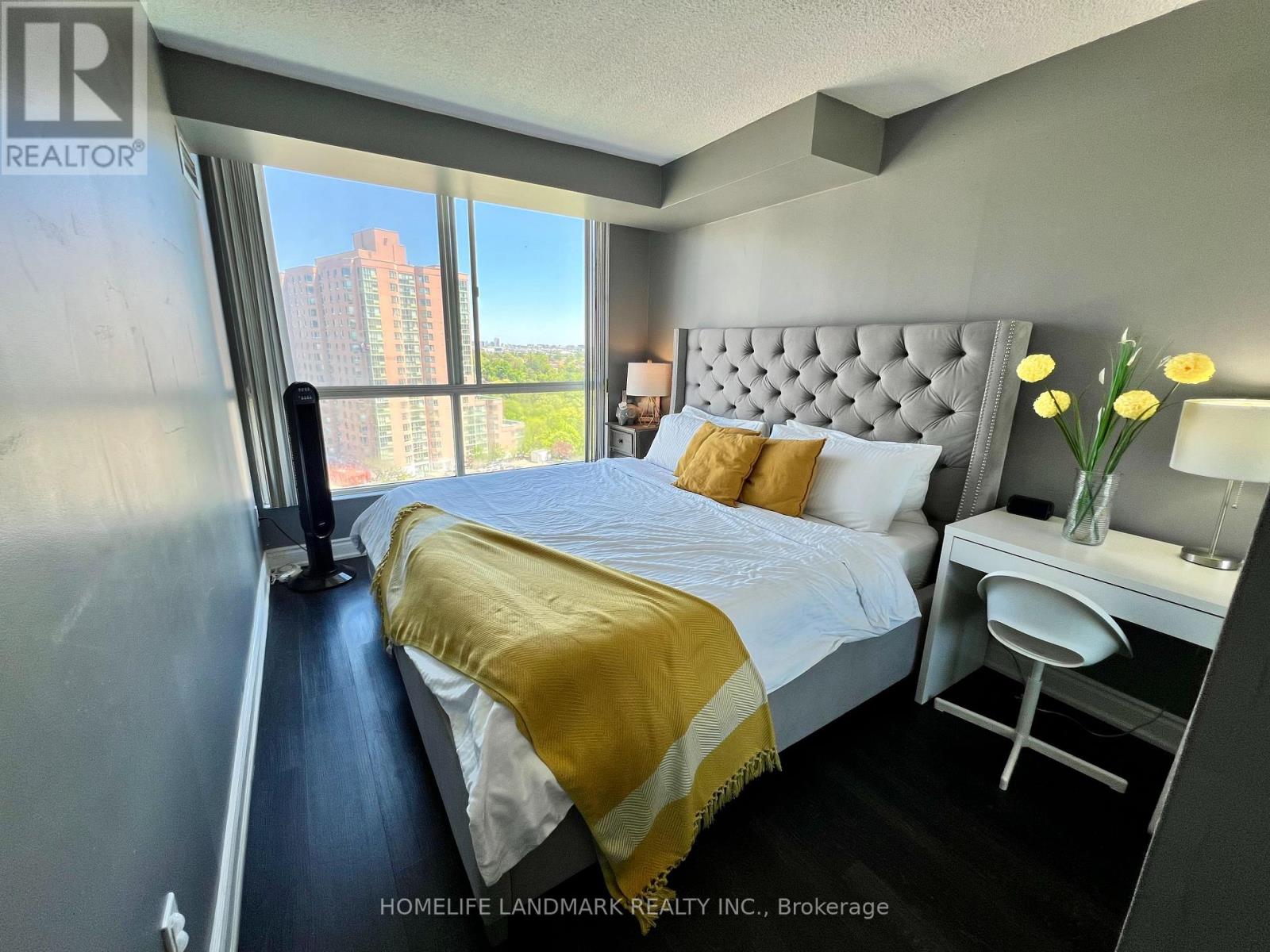 #1203 2901 KIPLING AVENUE - 33
