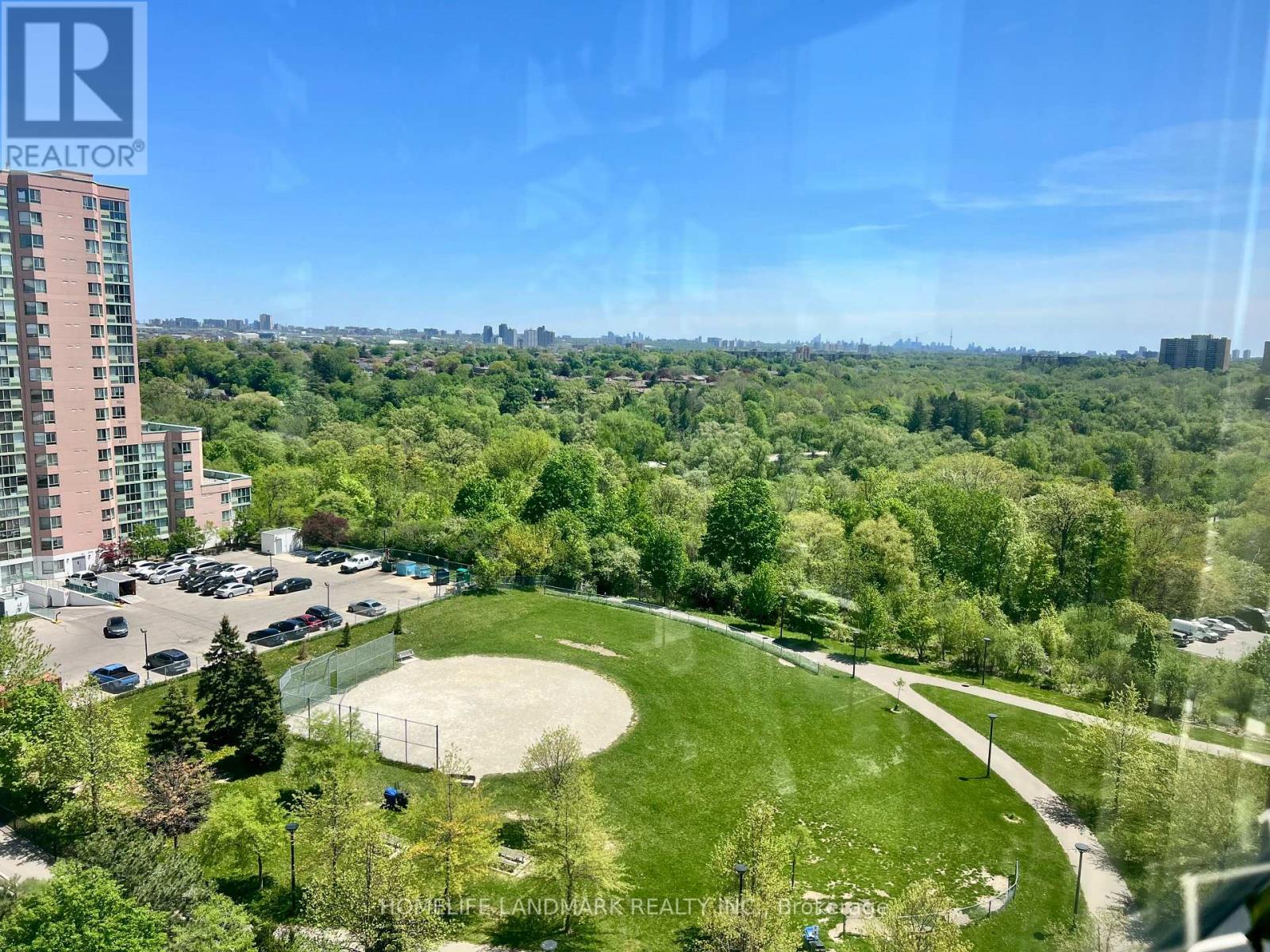 #1203 2901 KIPLING AVENUE - 39