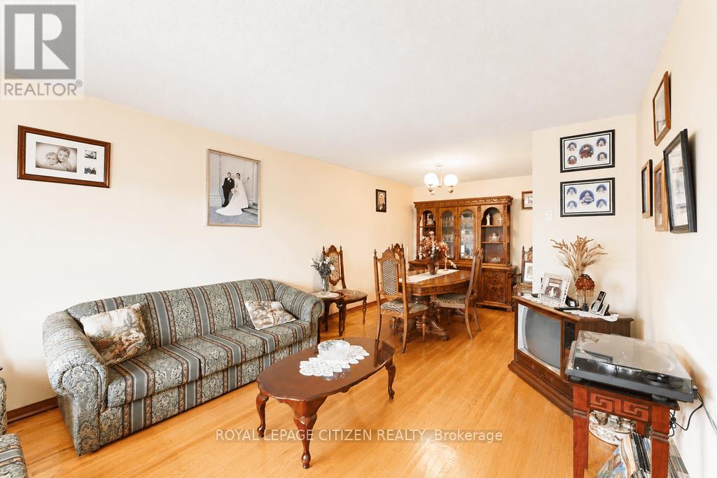 55 KITTIWAKE AVENUE - 15