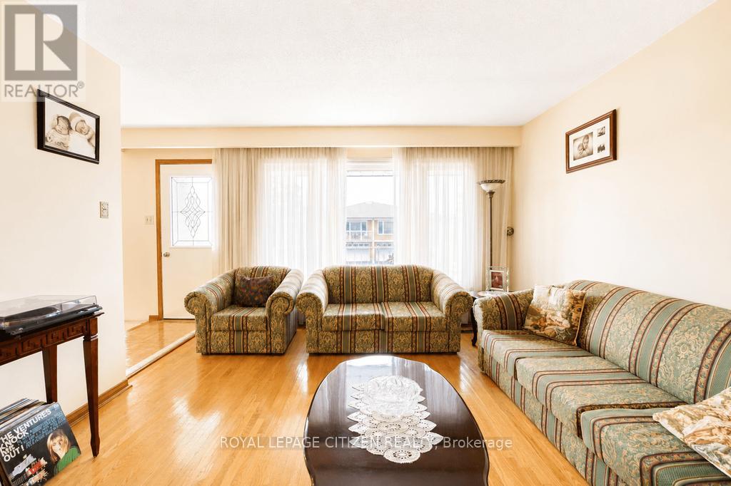55 KITTIWAKE AVENUE - 16