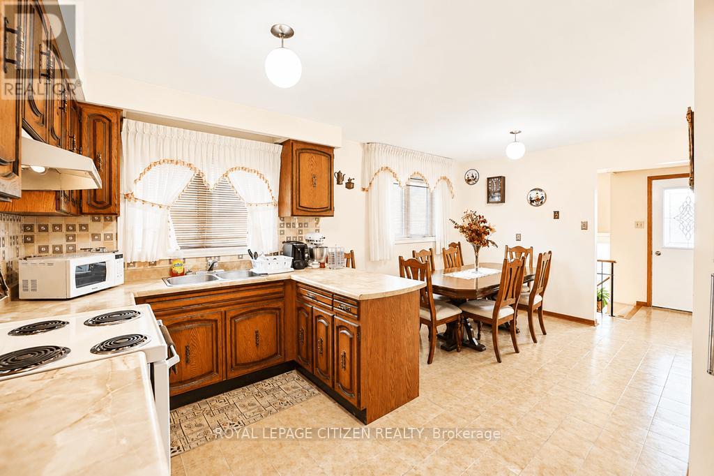55 KITTIWAKE AVENUE - 9