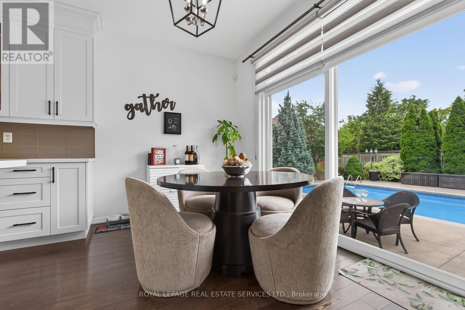 852 TRUDEAU DRIVE - 16