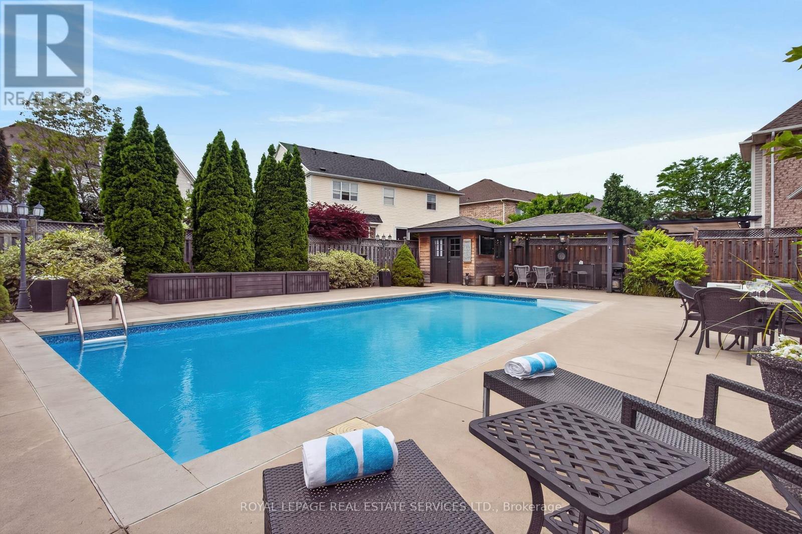 852 TRUDEAU DRIVE - 41
