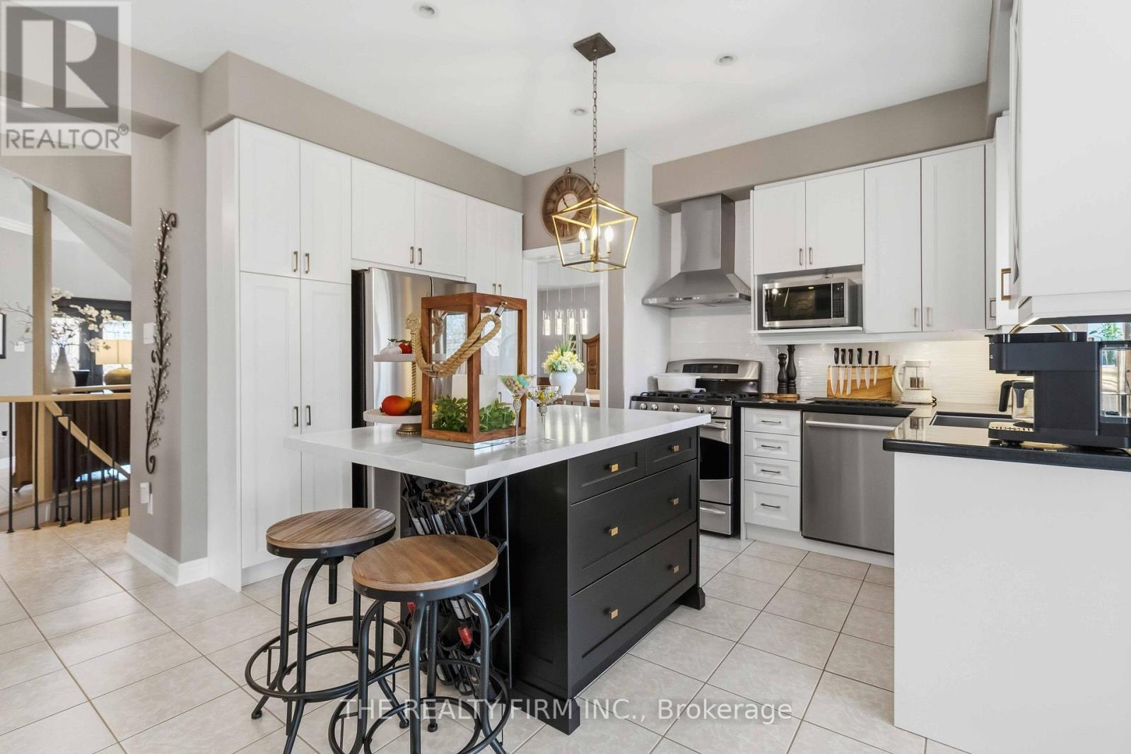 3 CLIFFCREST COURT - 13