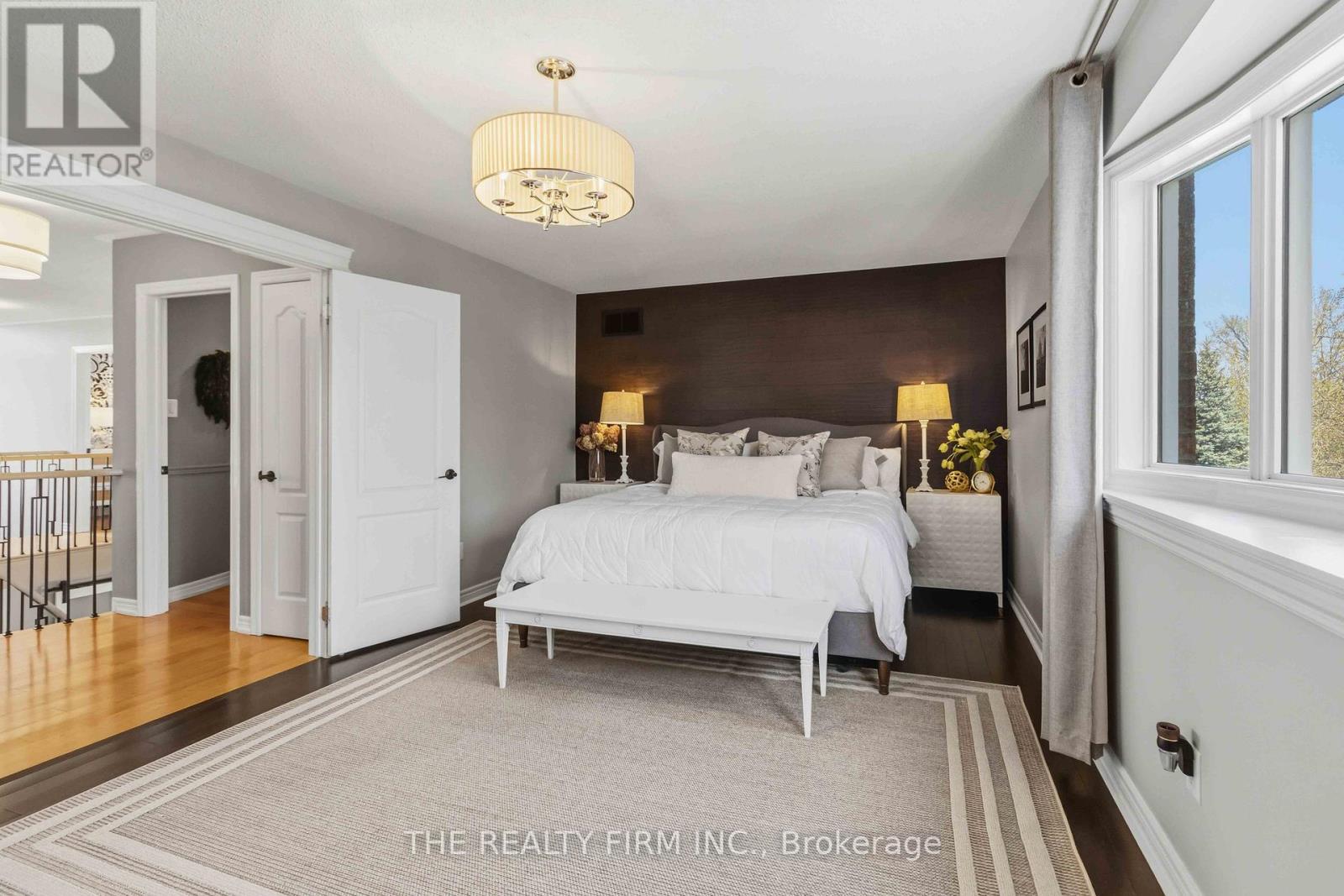 3 CLIFFCREST COURT - 24