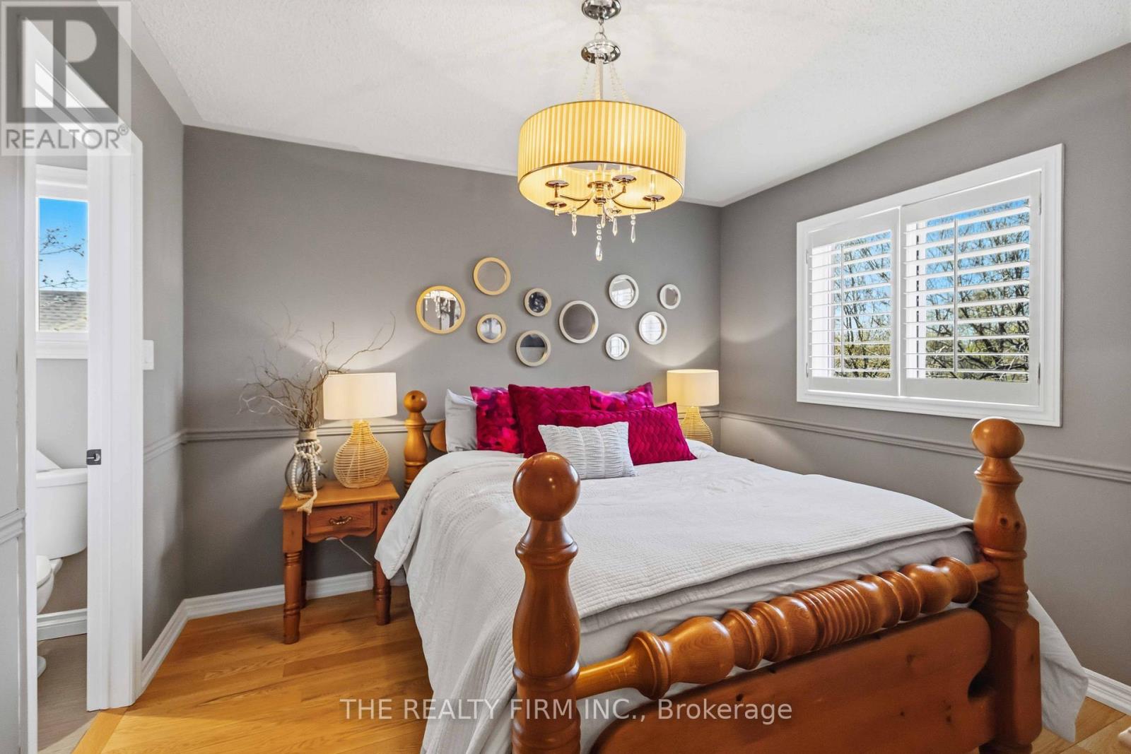 3 CLIFFCREST COURT - 28