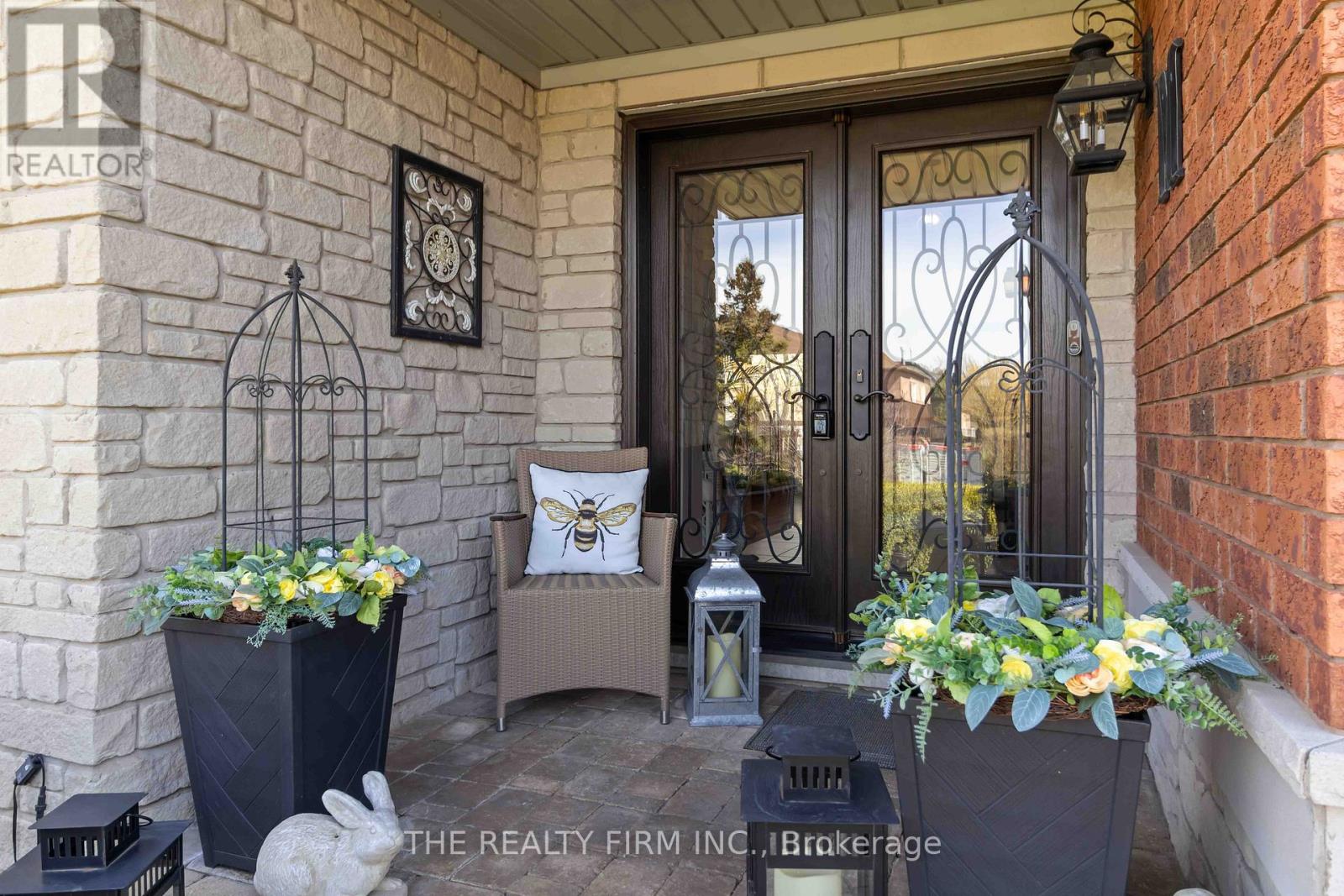 3 CLIFFCREST COURT - 3