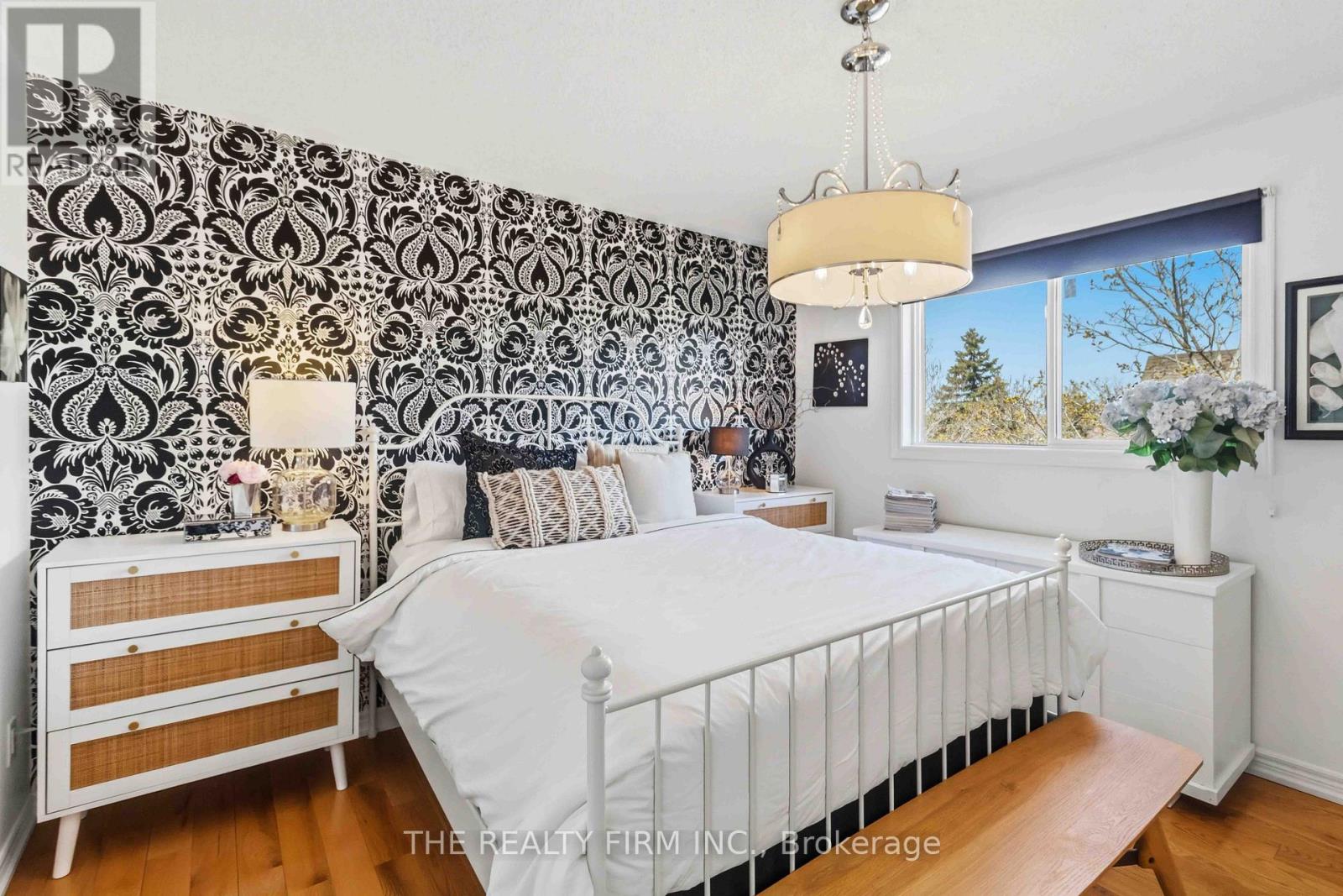3 CLIFFCREST COURT - 31