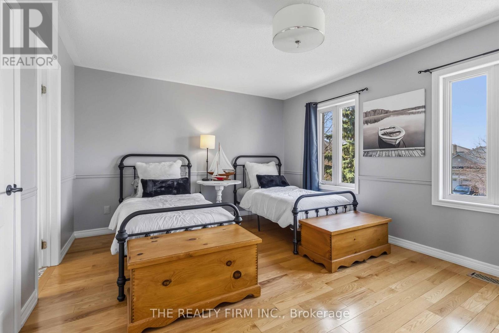 3 CLIFFCREST COURT - 33