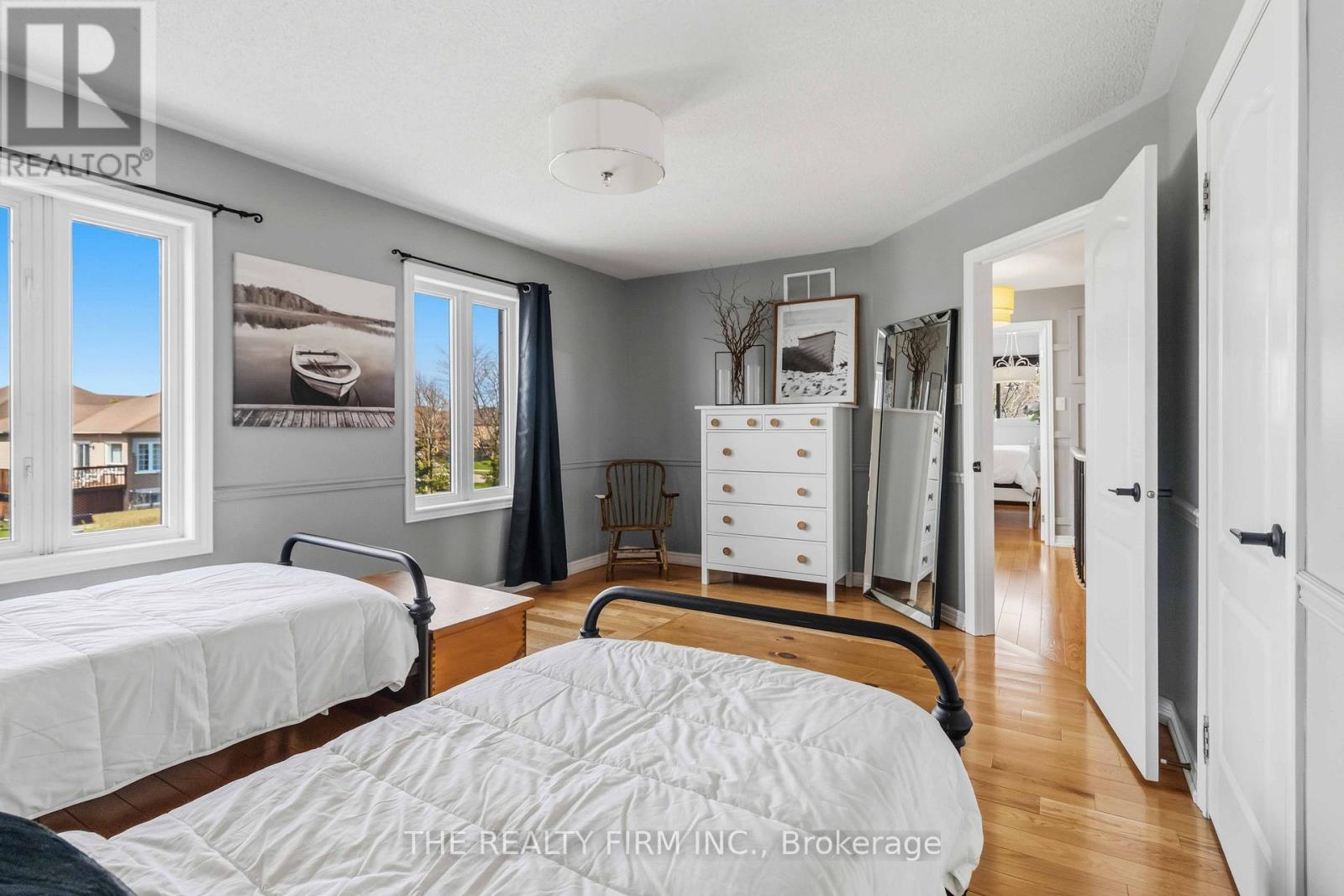 3 CLIFFCREST COURT - 34