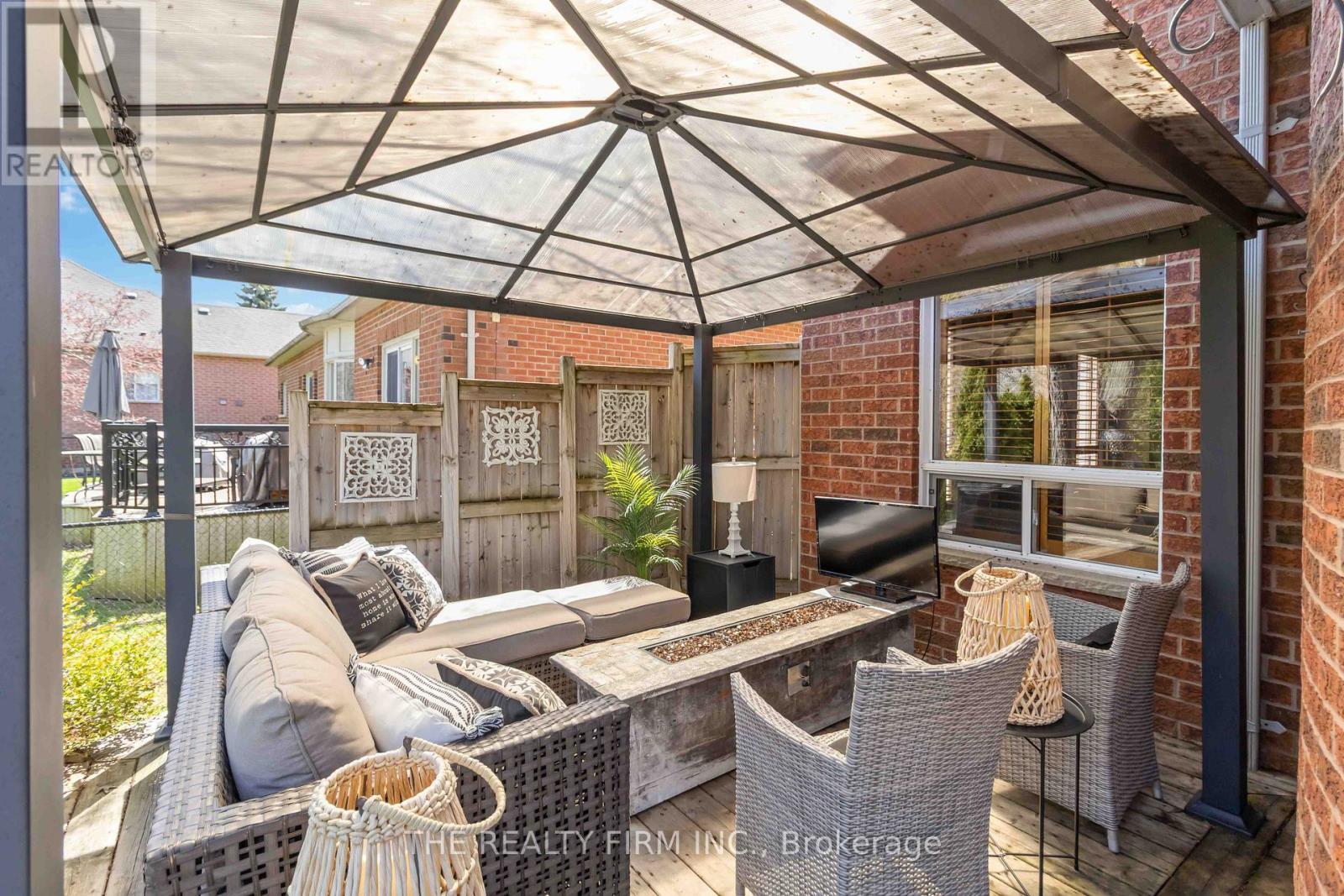 3 CLIFFCREST COURT - 44
