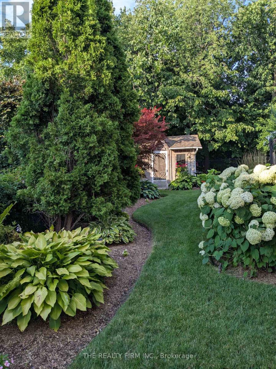 3 CLIFFCREST COURT - 48