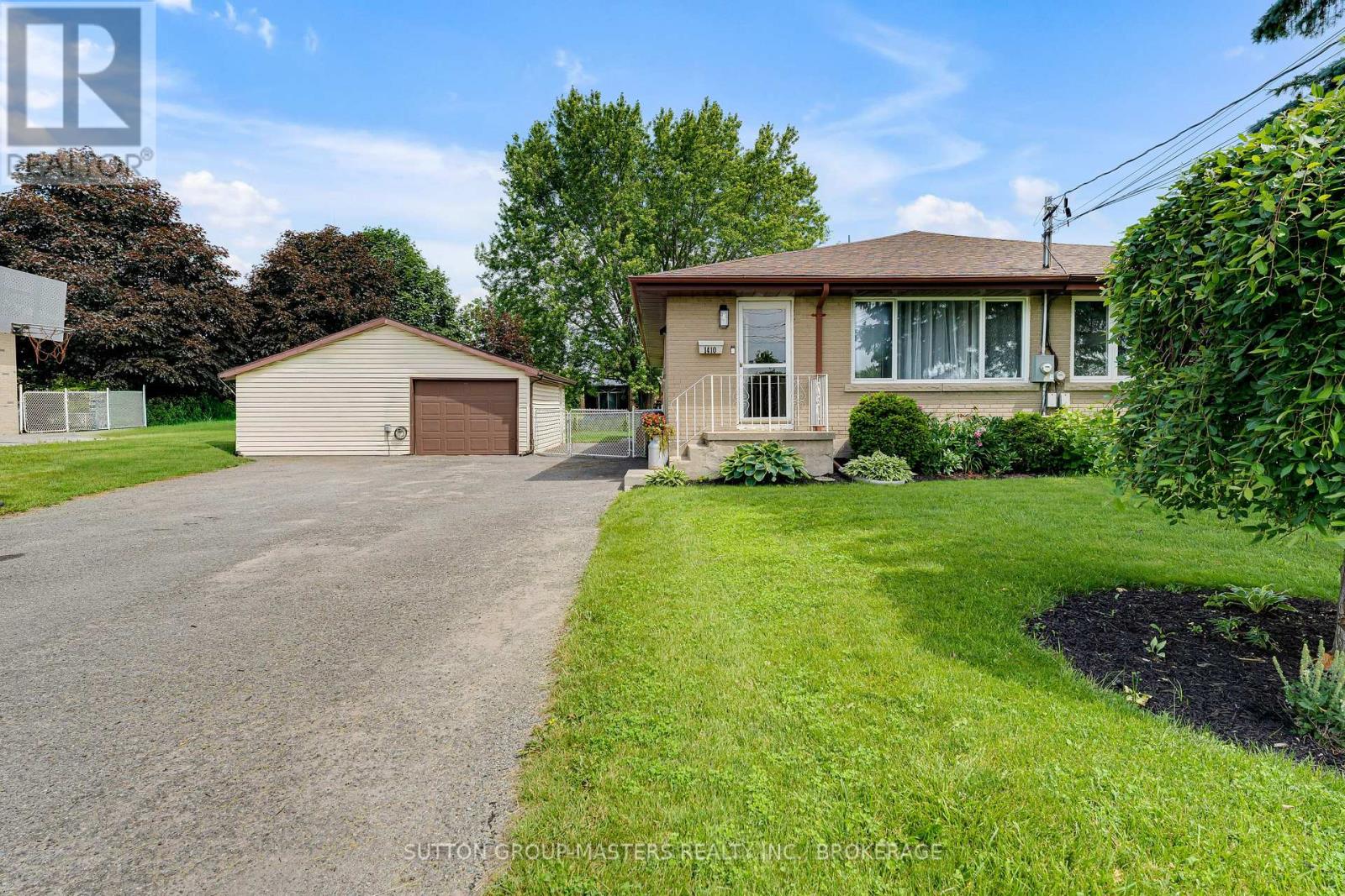 1410 WOODFIELD CRESCENT - 1