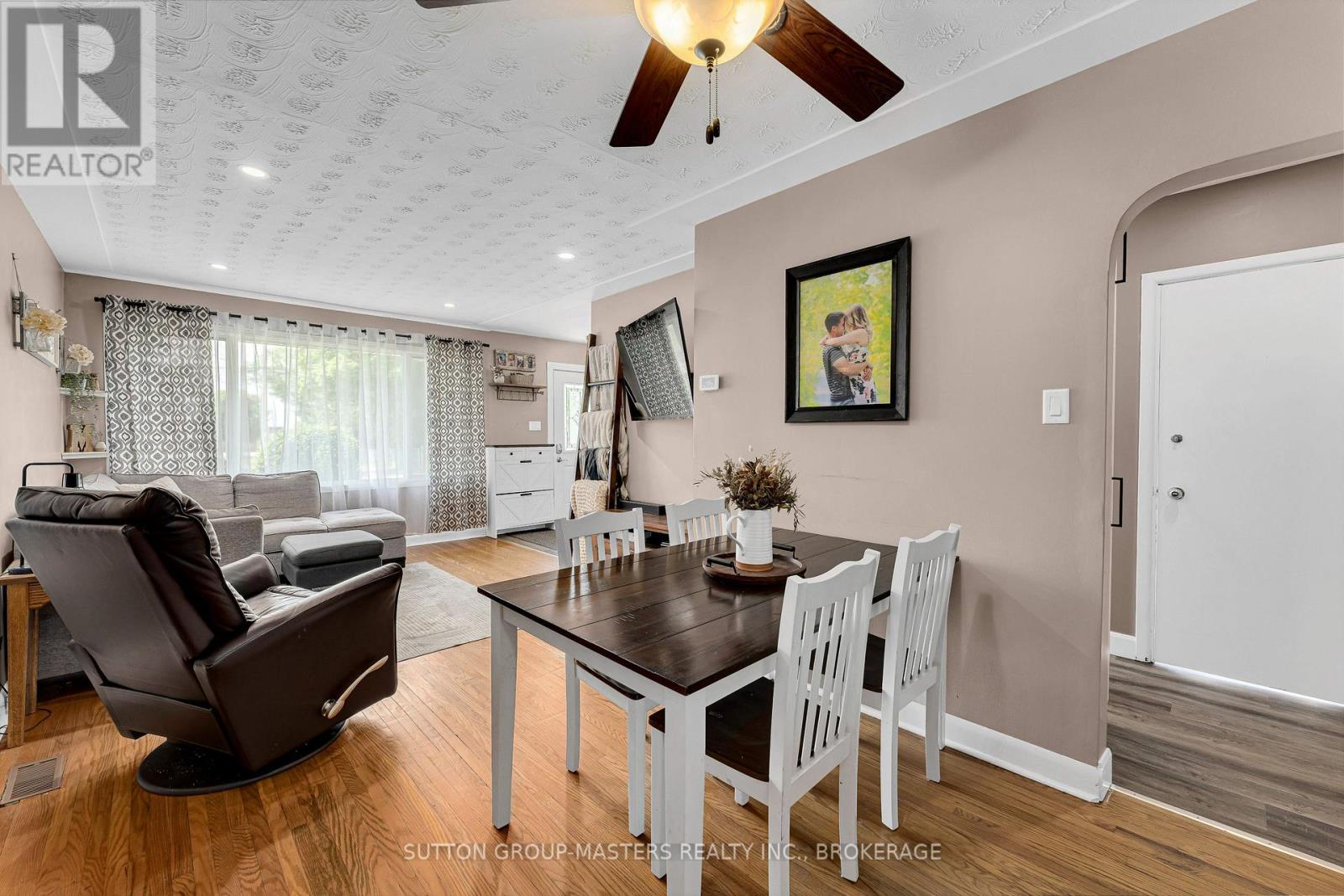 1410 WOODFIELD CRESCENT - 12