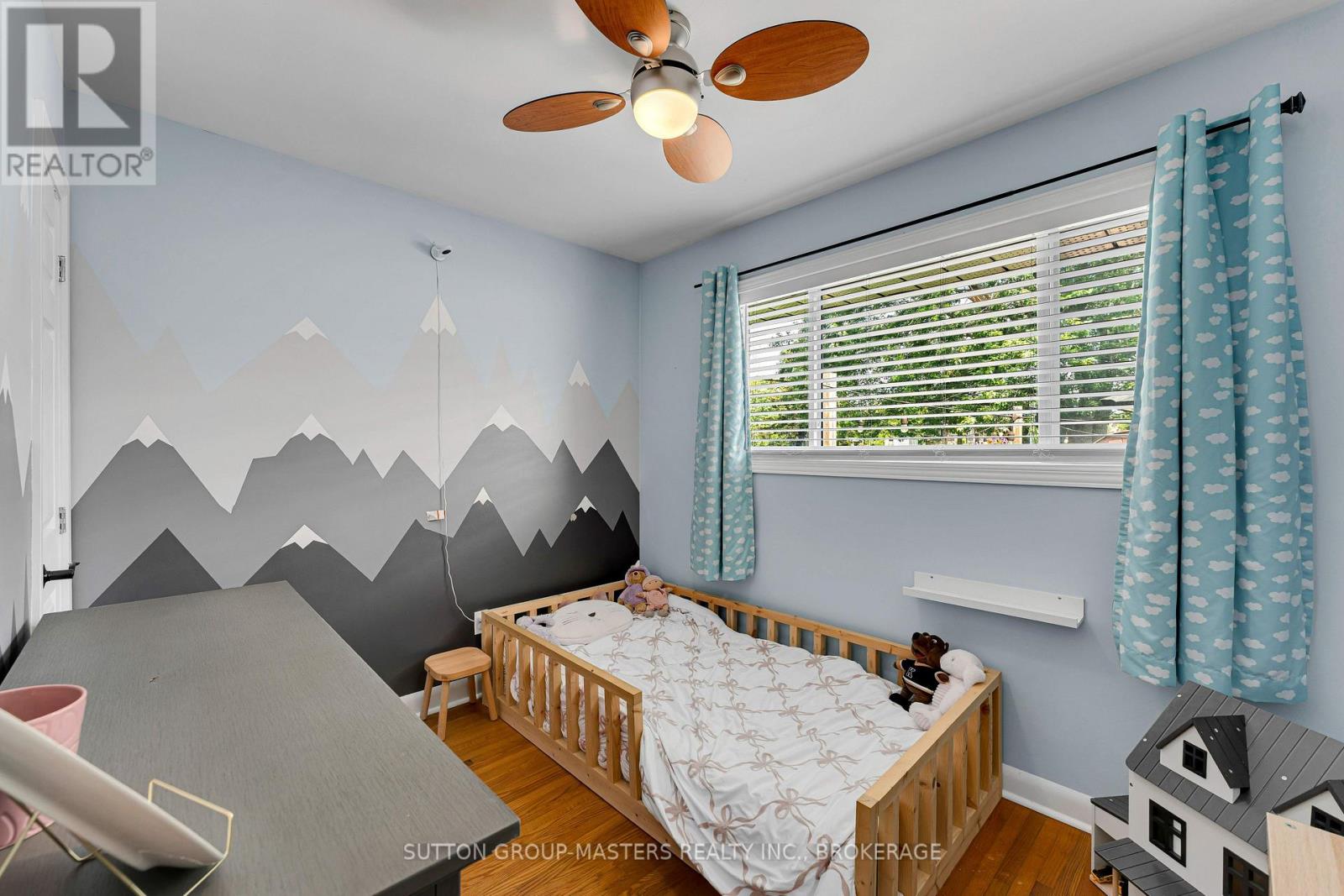 1410 WOODFIELD CRESCENT - 19