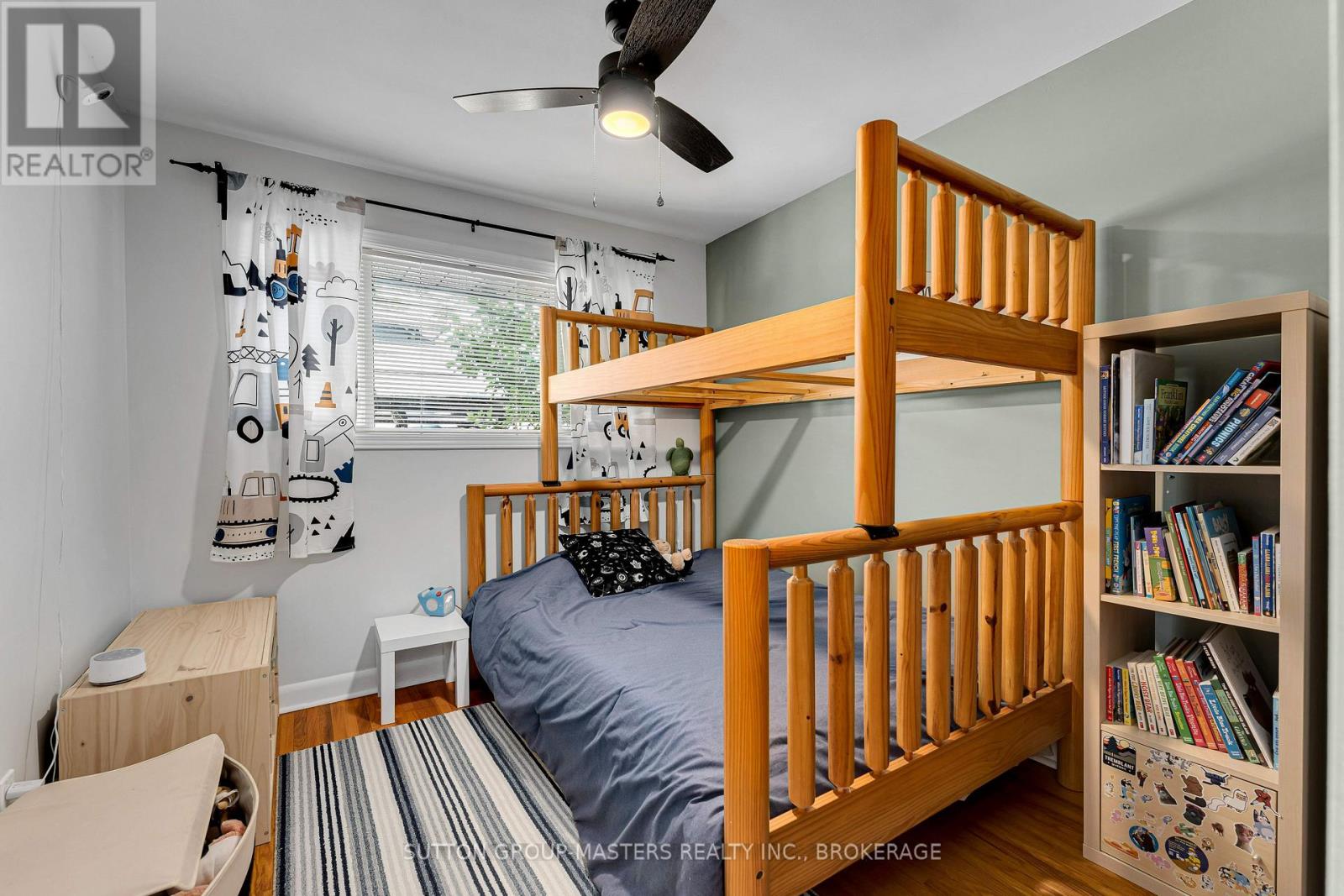 1410 WOODFIELD CRESCENT - 22