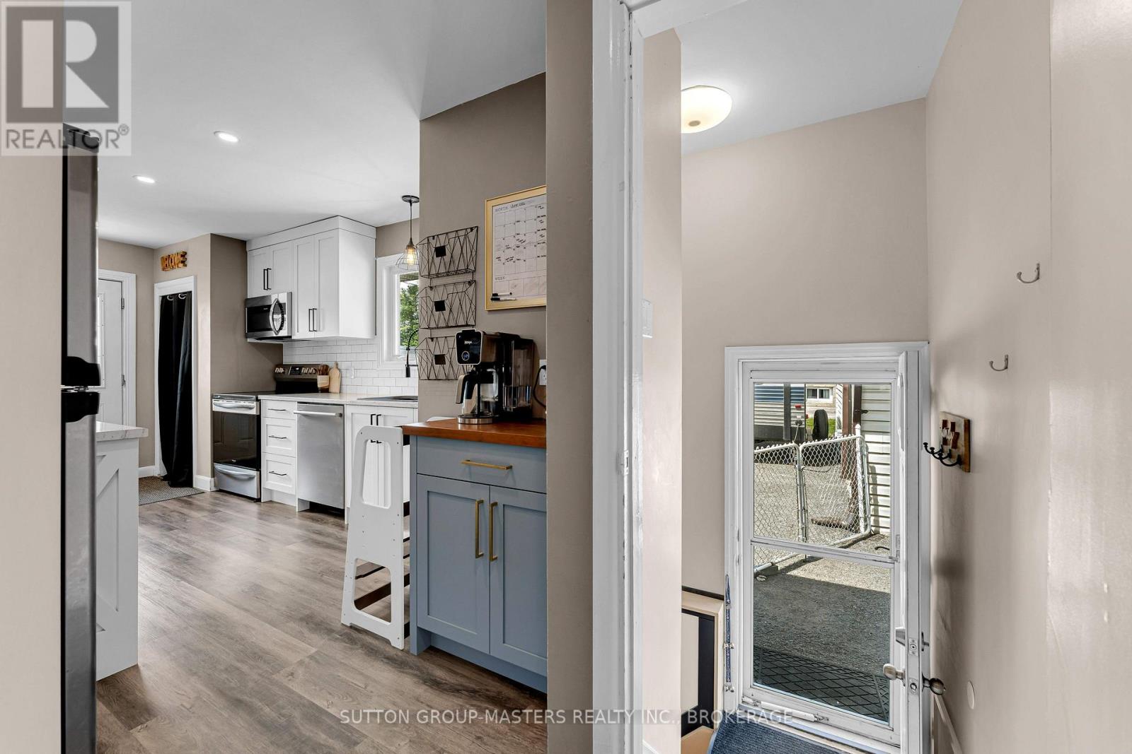 1410 WOODFIELD CRESCENT - 24