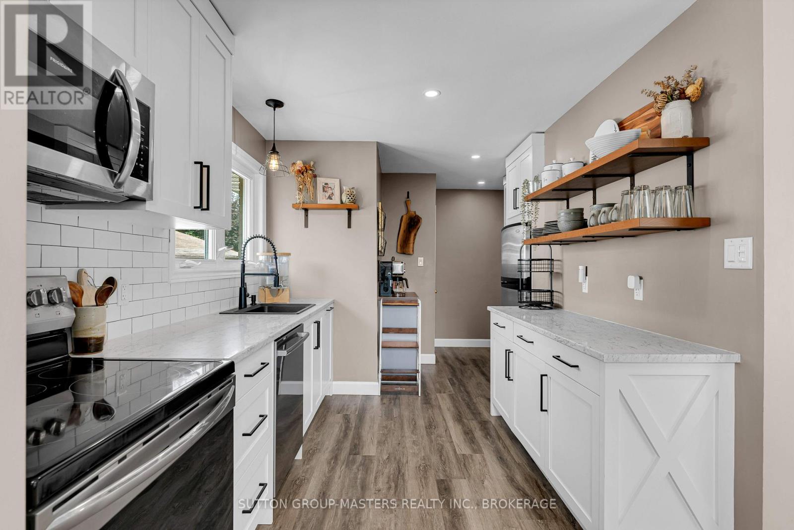 1410 WOODFIELD CRESCENT - 5