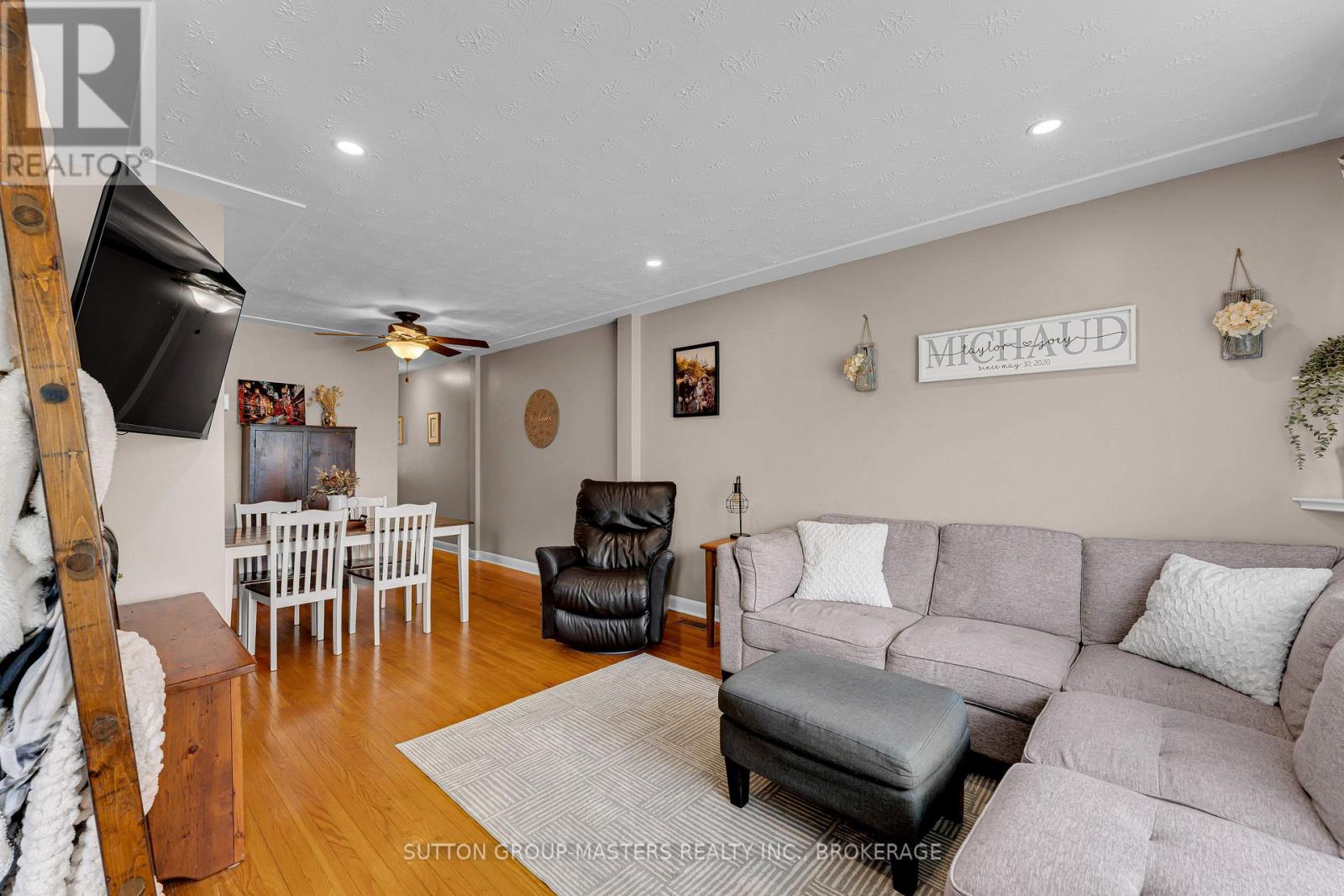 1410 WOODFIELD CRESCENT - 8