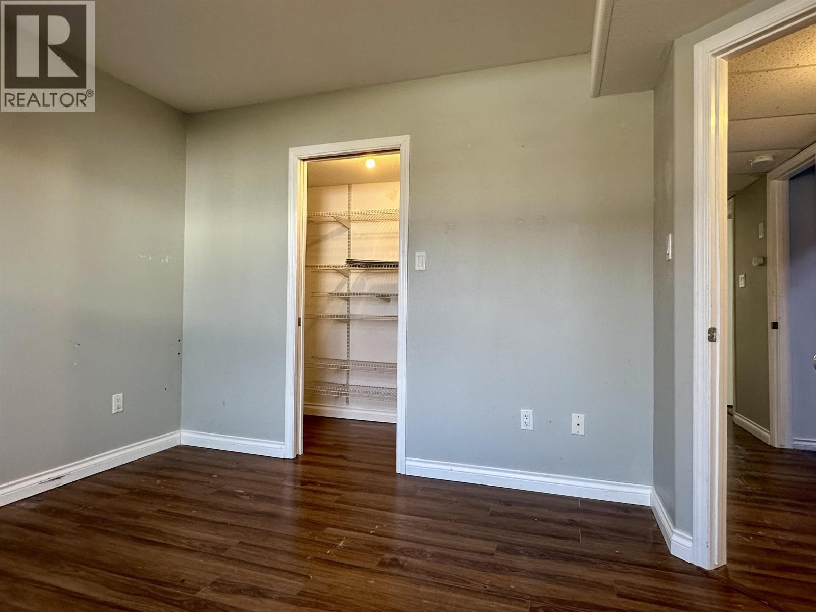 4405 HERITAGE CRESCENT - 14