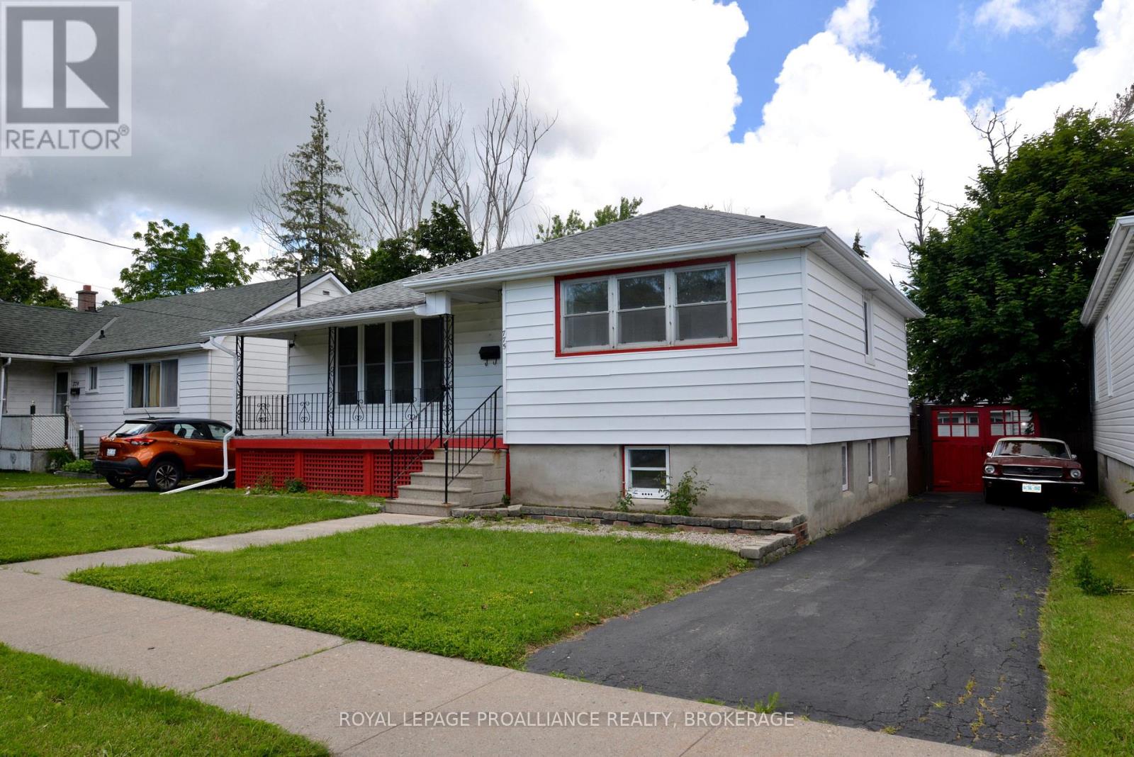 775 ALFRED CRESCENT - 20