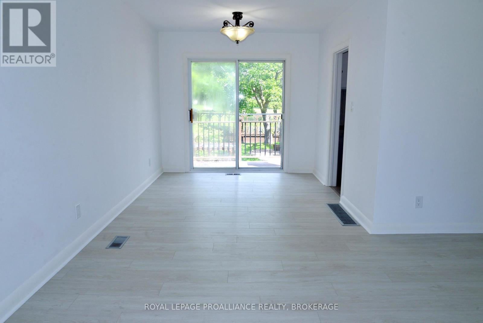 775 ALFRED CRESCENT - 4
