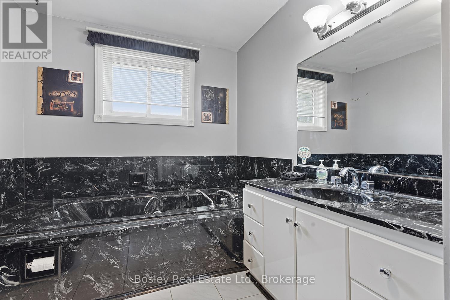 4598 MARSH ROAD - 15