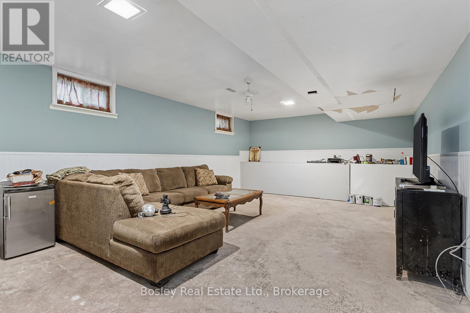 4598 MARSH ROAD - 19