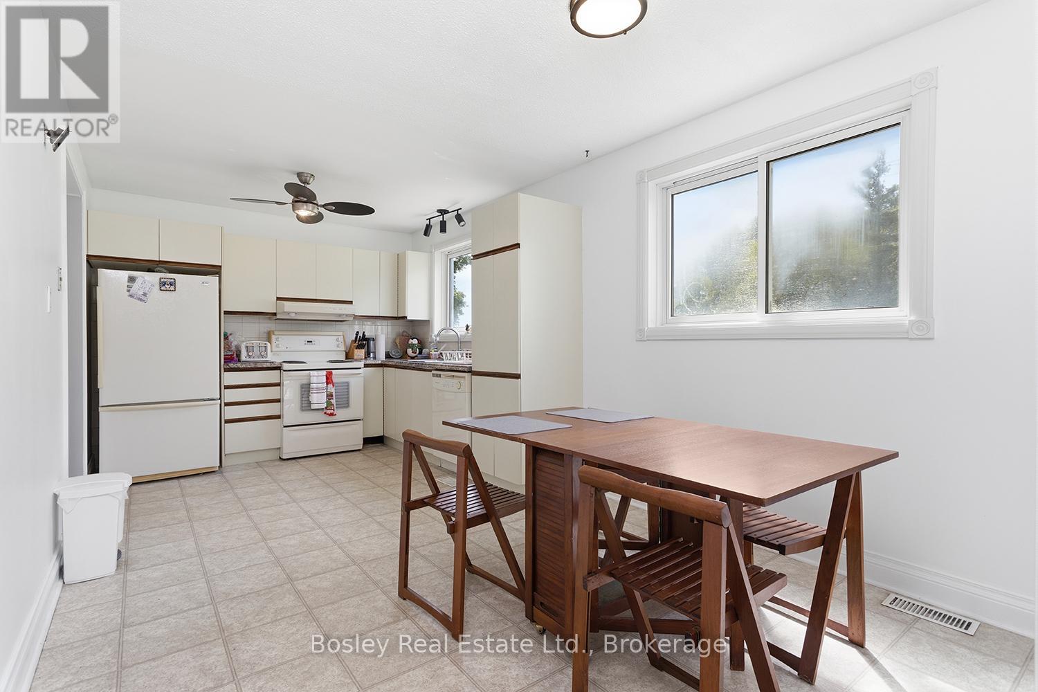 4598 MARSH ROAD - 9