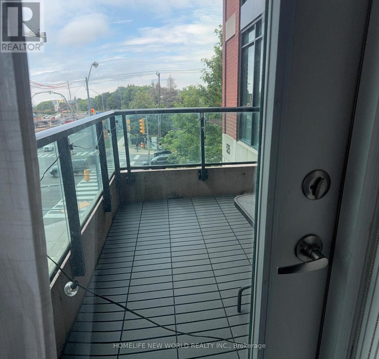 #343 525 WILSON AVENUE - 20
