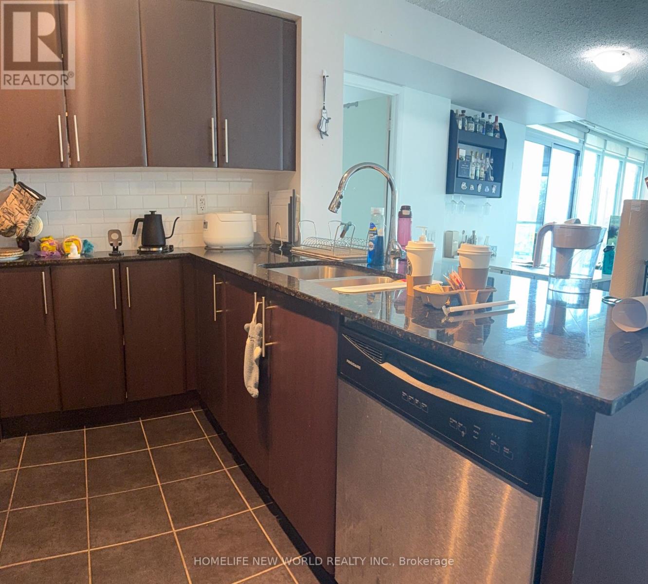 #343 525 WILSON AVENUE - 15