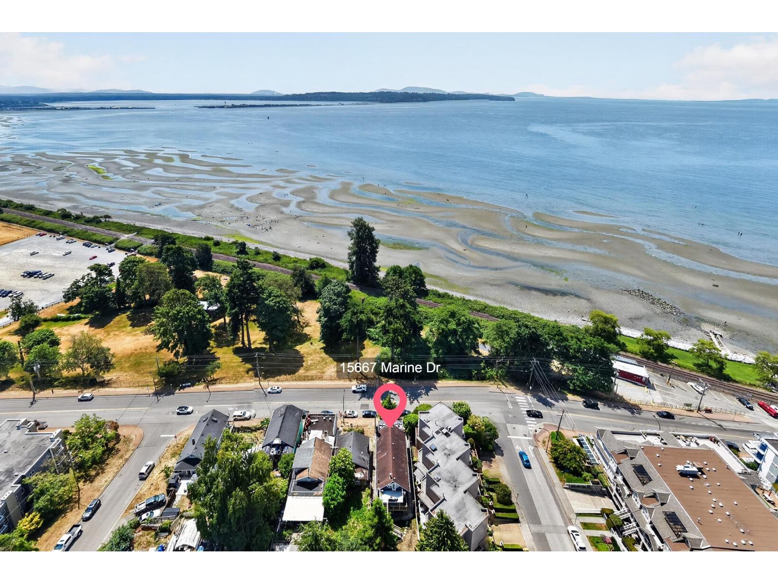 15667 MARINE DRIVE, White Rock