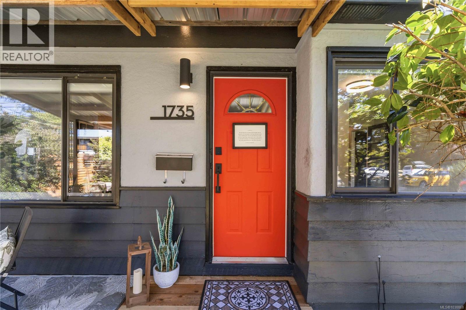 1735 Newton St - 3