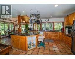 702 Forner Road, Lister, BC V0B1G2 Photo 25