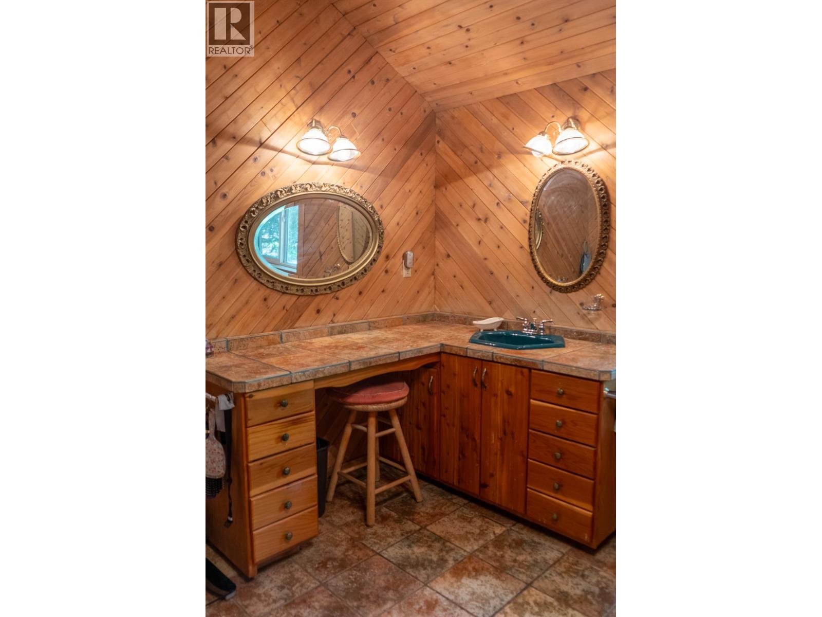 702 FORNER Road - 50