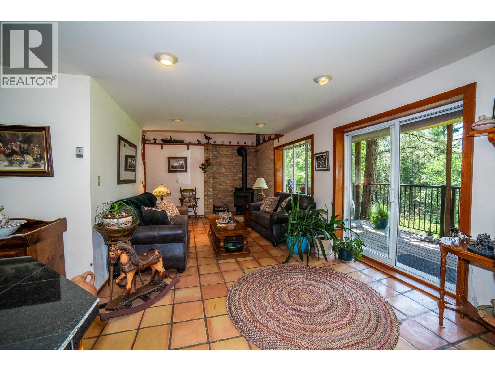 702 FORNER Road - 54