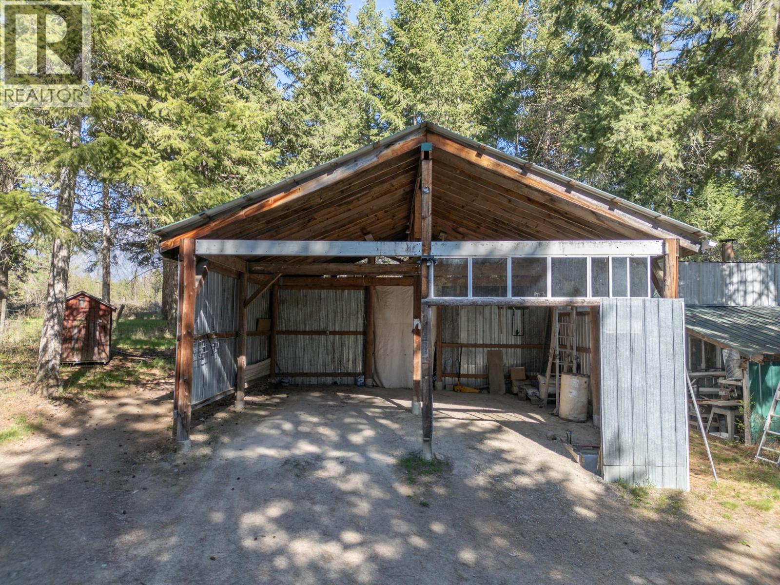 702 FORNER Road - 8