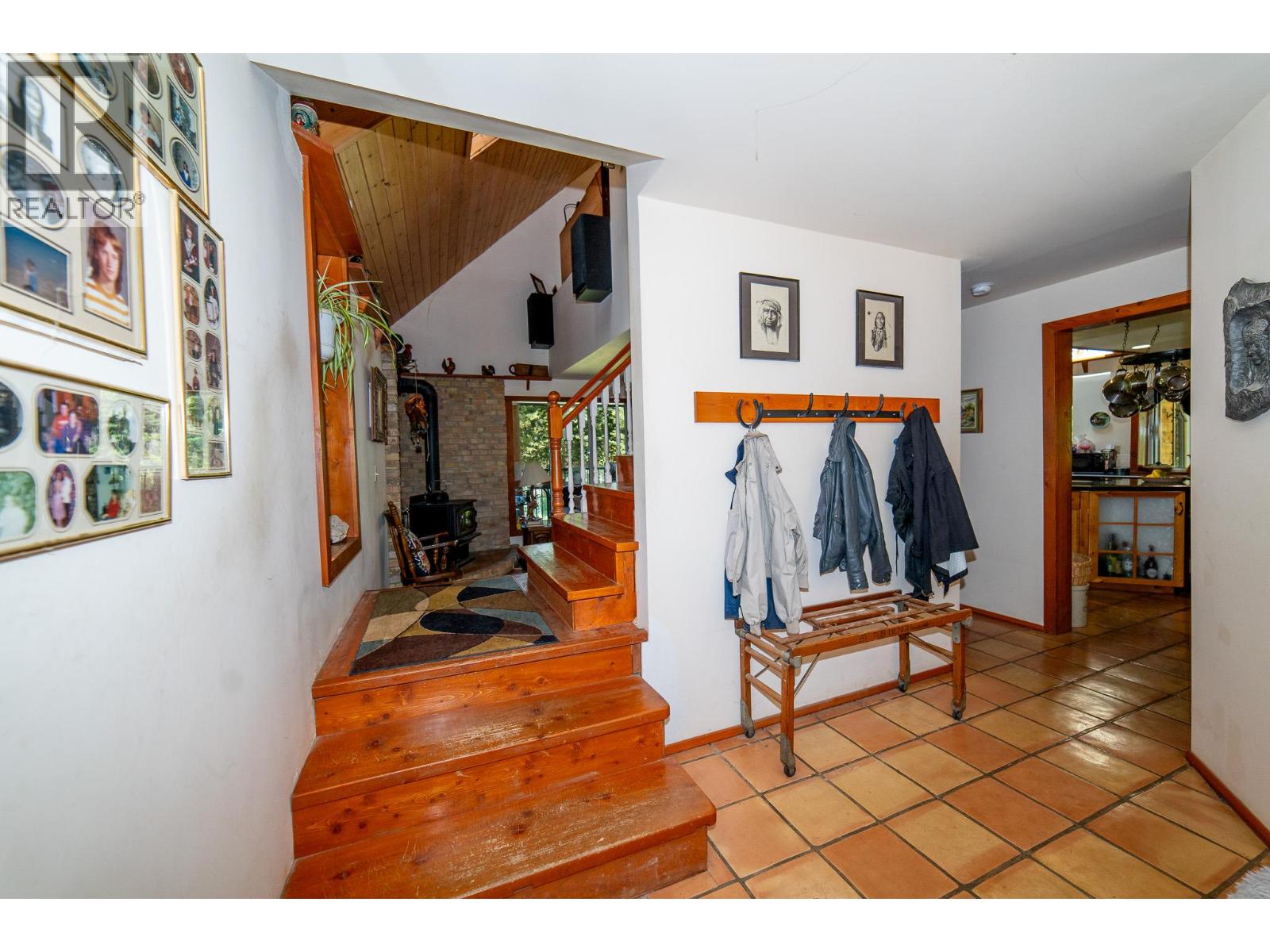 702 FORNER Road - 18