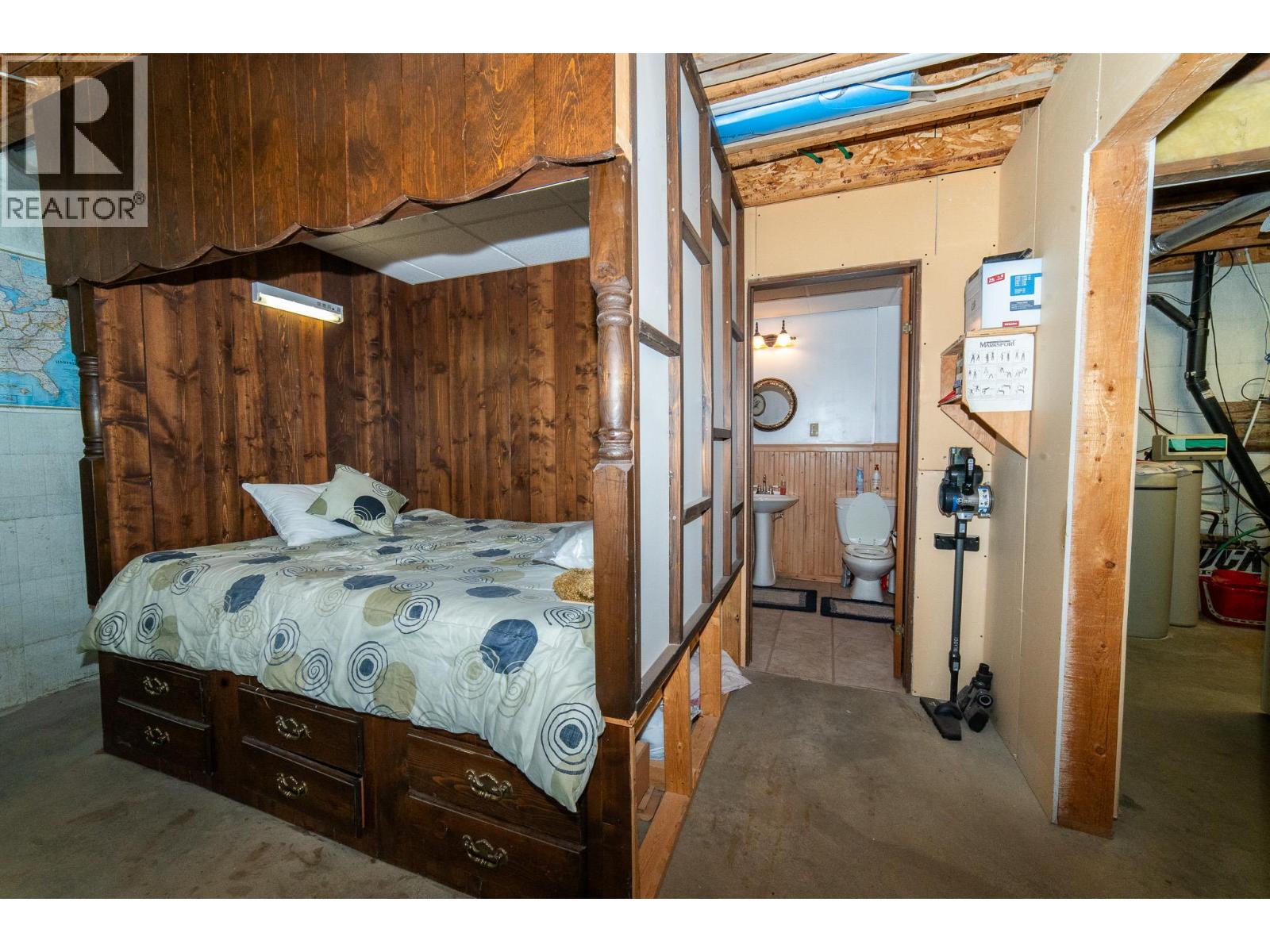 702 FORNER Road - 31