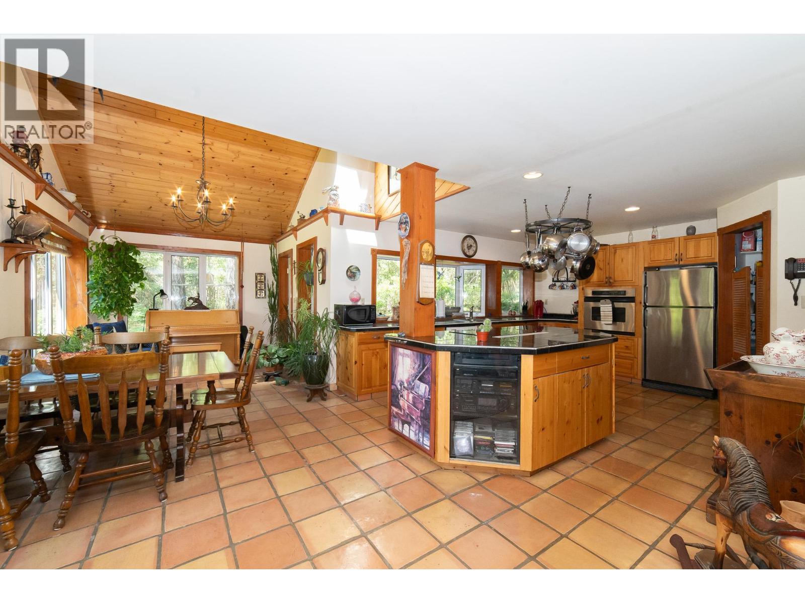 702 FORNER Road - 30