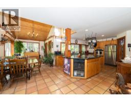 702 Forner Road, Lister, BC V0B1G2 Photo 30