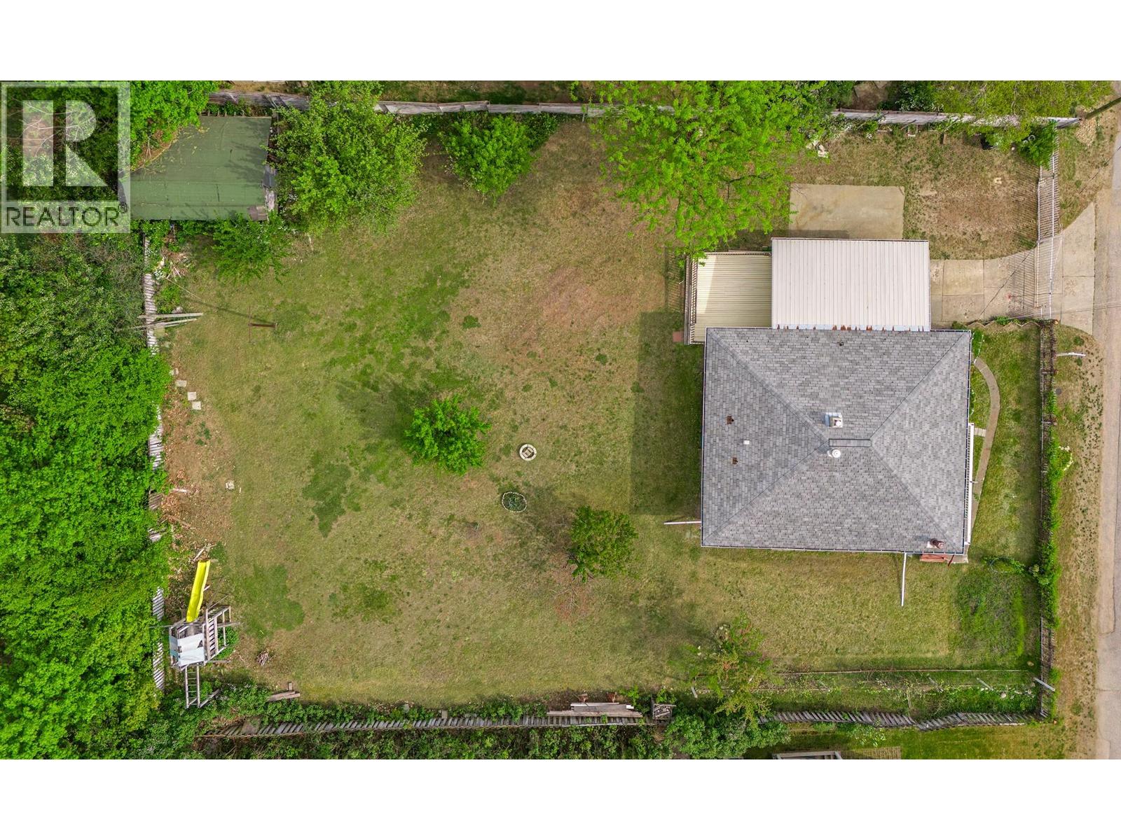 3404 4th Avenue - 37