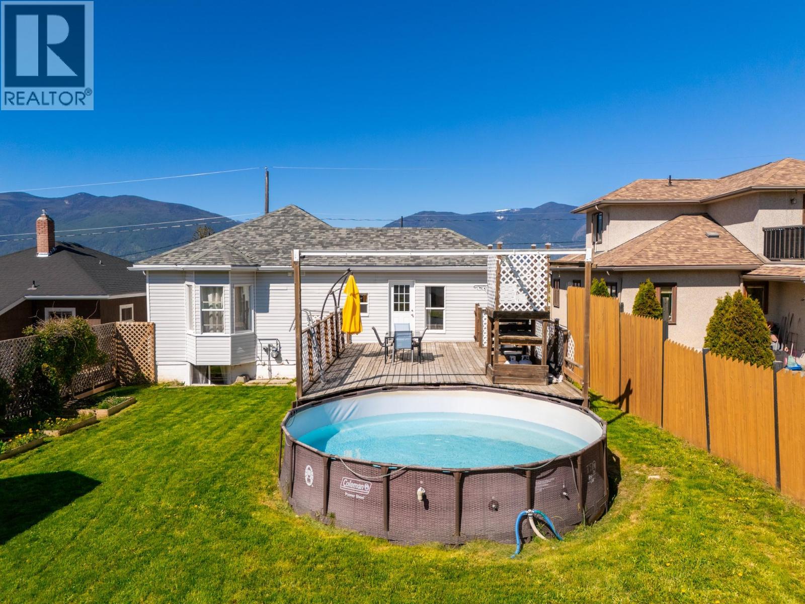 432 9th Avenue S - 28