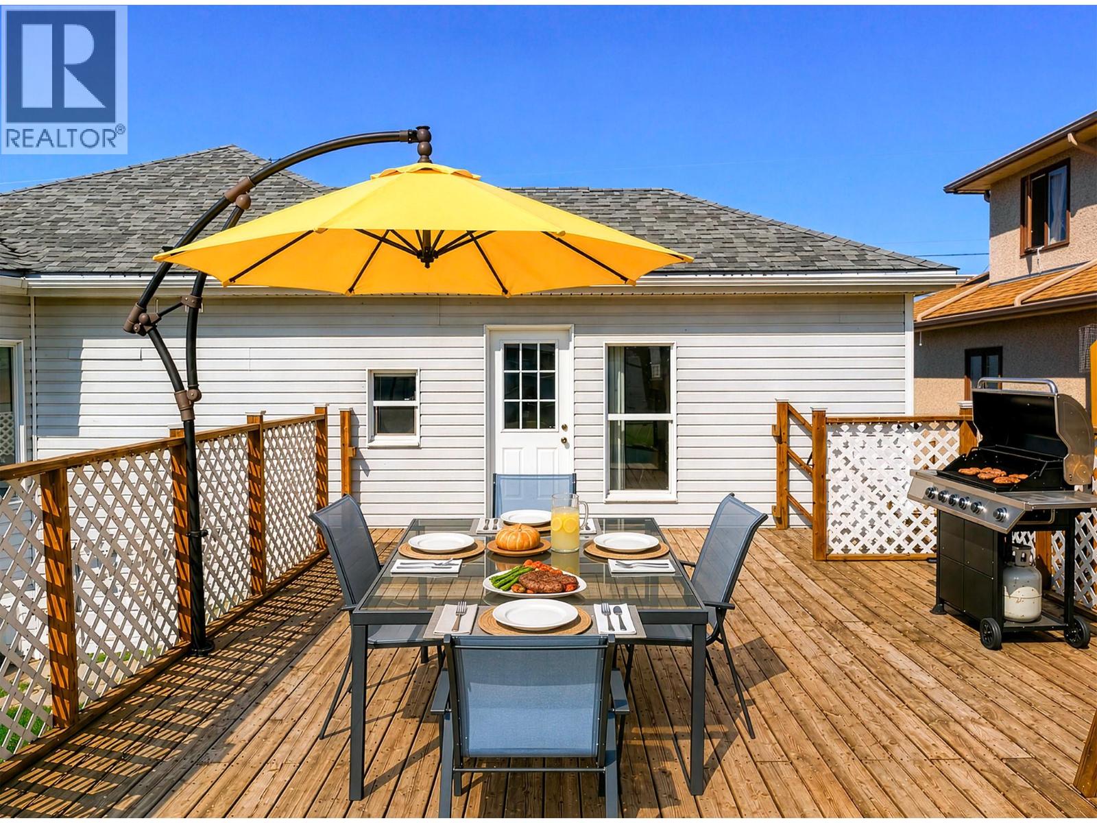 432 9th Avenue S - 3