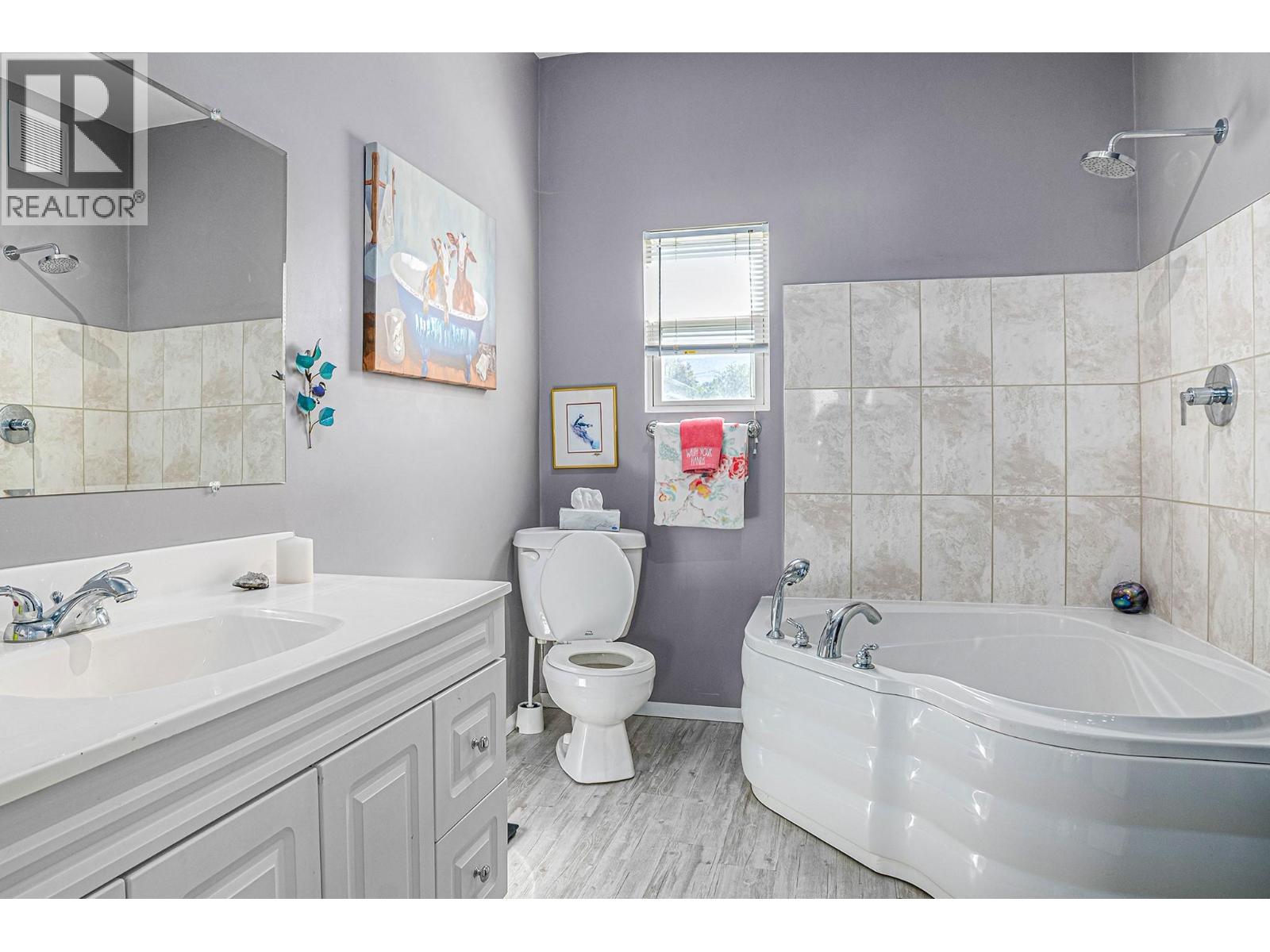 432 9th Avenue S - 13