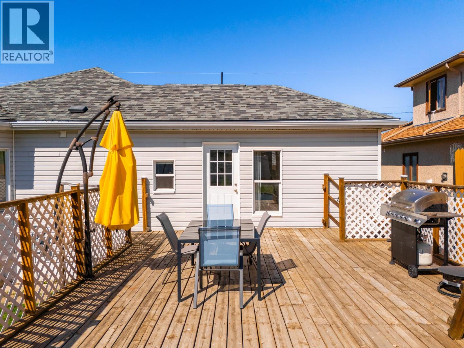 432 9th Avenue S - 25