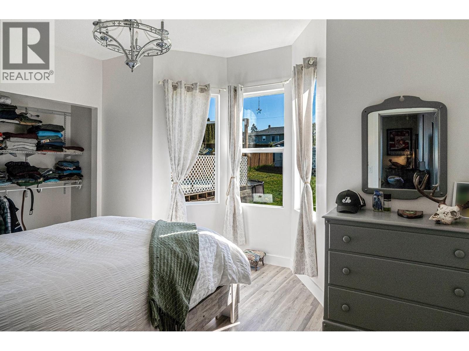 432 9th Avenue S - 11