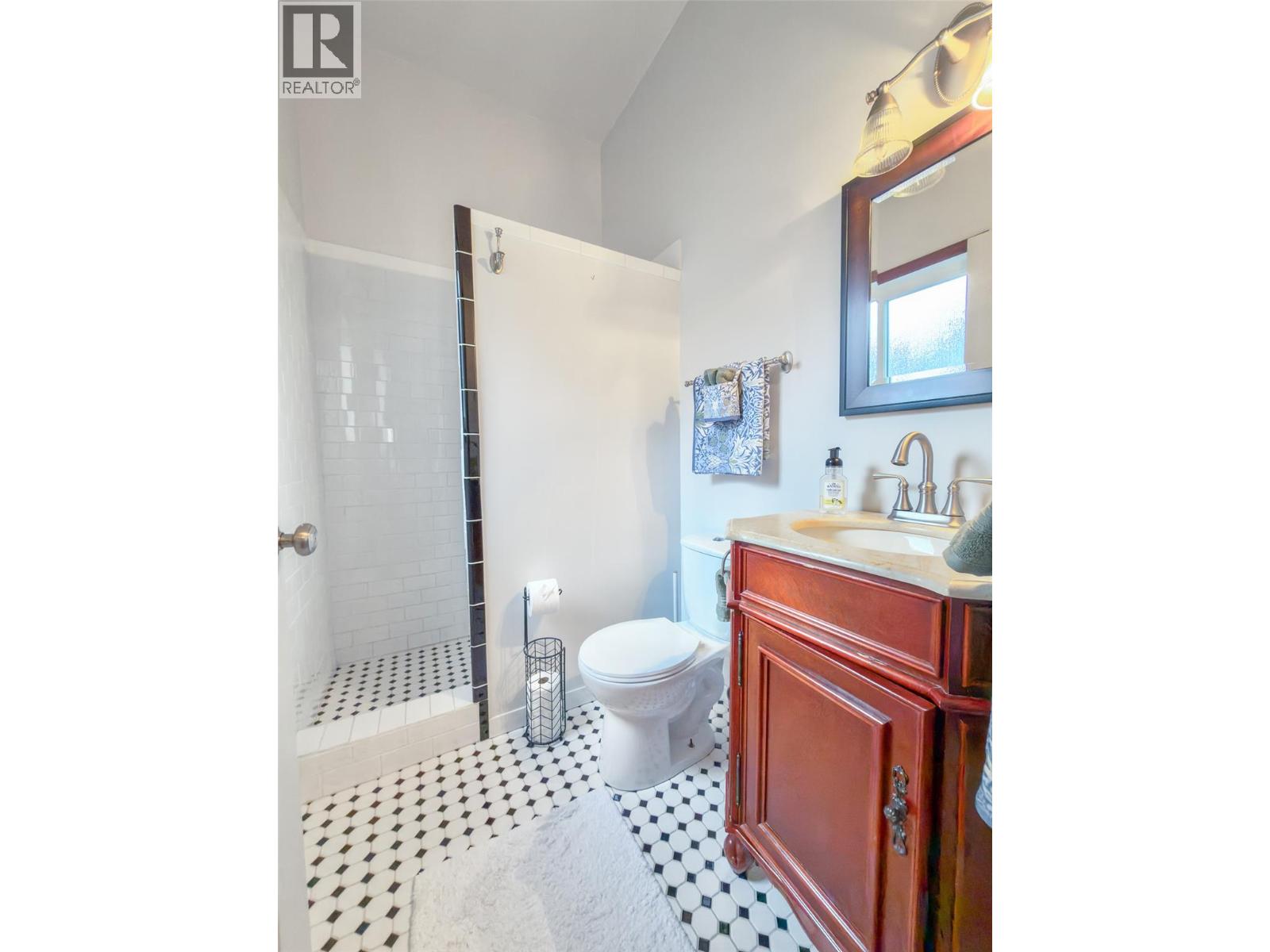 #17 420 20th Avenue N - 16